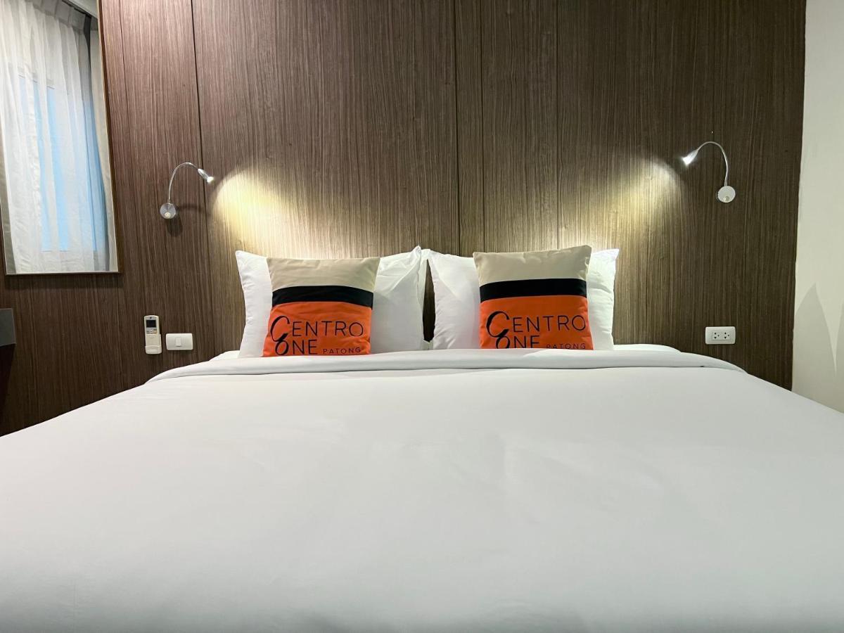Centro One Patong Hotel Buitenkant foto